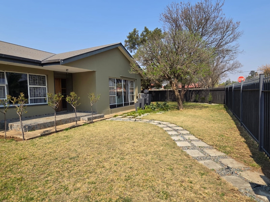 4 Bedroom Property for Sale in Parys Free State